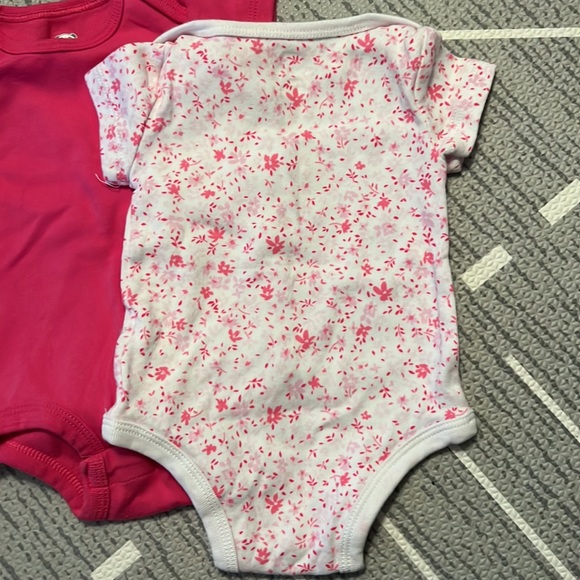 Rococo onsies (x3)- 3M - Picture 4 of 10